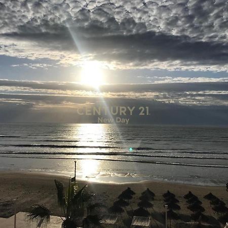 Sea View Apartment ドゥラス エクステリア 写真