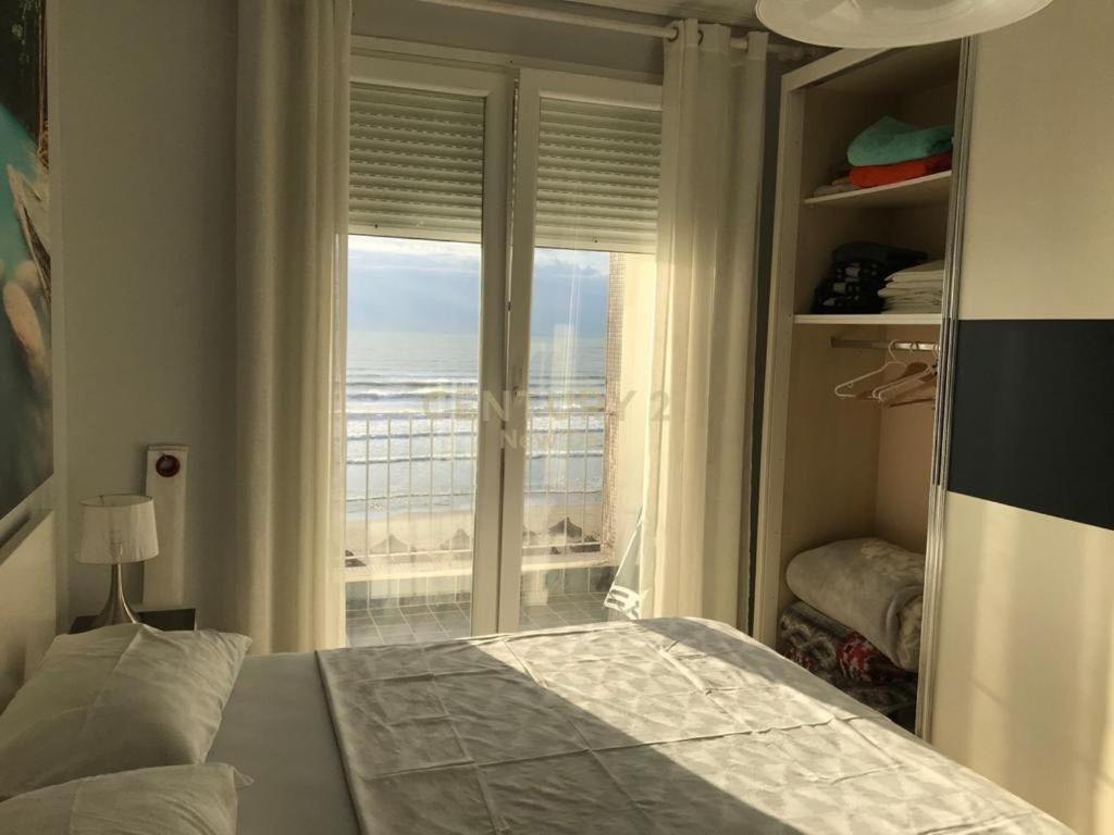 Sea View Apartment ドゥラス エクステリア 写真